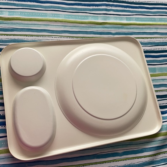 Vintage Strawberry Food Trays - Picture 8 of 8